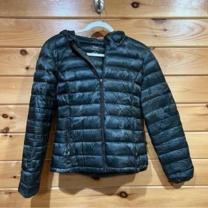 Aritzia TNA Green Camouflage Puffer Jacket - Size Medium